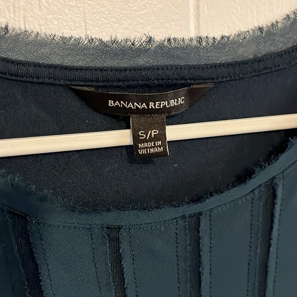 Banana republic dressy tank top - Picture 3 of 7